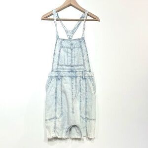 Free People Baggy Shortalls XS Acid Wash Denim Blue Cutoff Chambray NWT